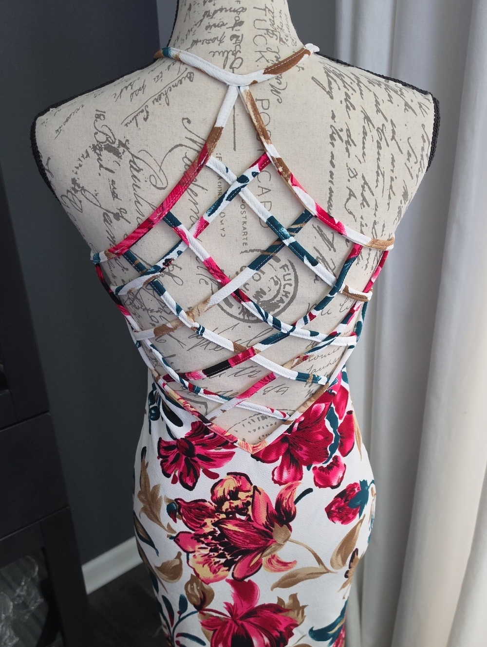 Floral Crisscross Back Midi Dress